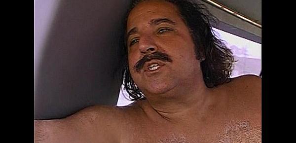  Metro - Ron Jeremy Venice Beach - scene 2 - extract 1